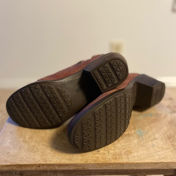 Teva waterproof low heel booties - Picture 3 of 5